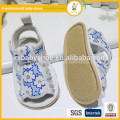 2015 sapatos bonitos da flor da criança do bebê top bebê sandálias descalças sandália do bebê